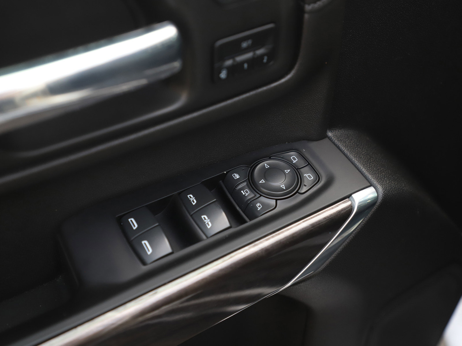 Used 2022 Chevrolet Silverado 3500 LTZ w/ LTZ Plus Package image 18