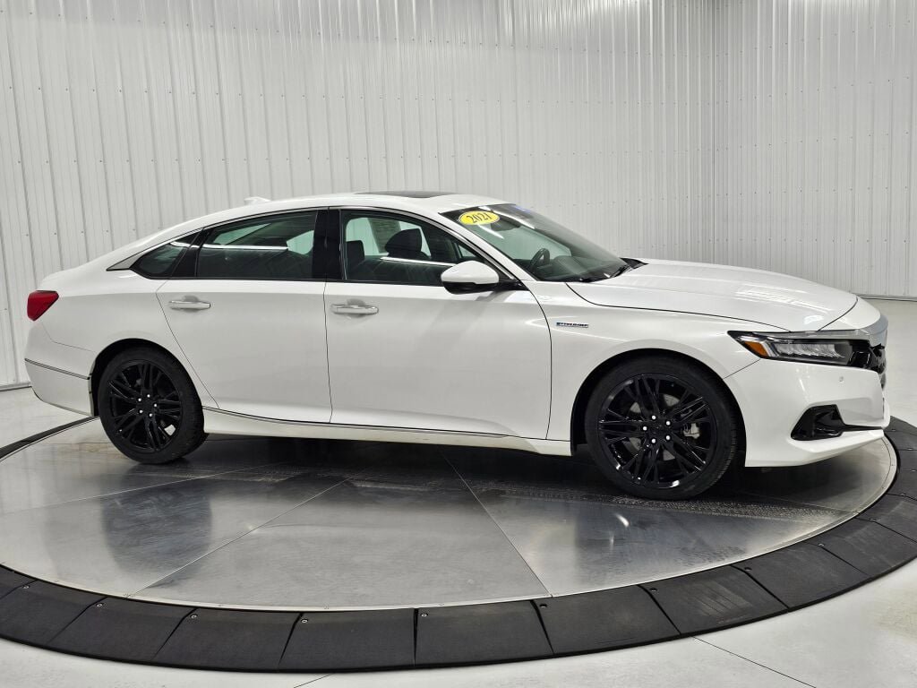 Certified 2021 Honda Accord Touring image 7