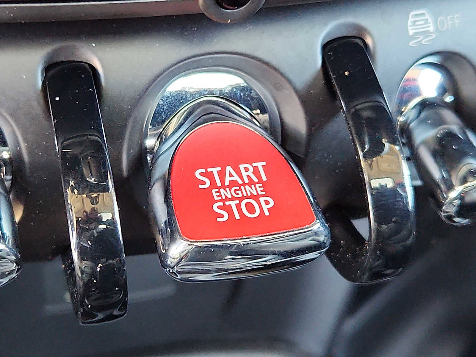 Used 2024 MINI Cooper S image 23