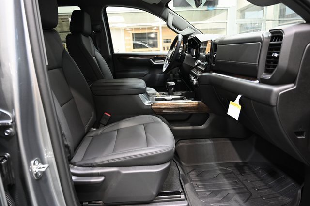 New 2026 GMC Sierra 1500 Elevation w/ Elevation Premium Package image 11