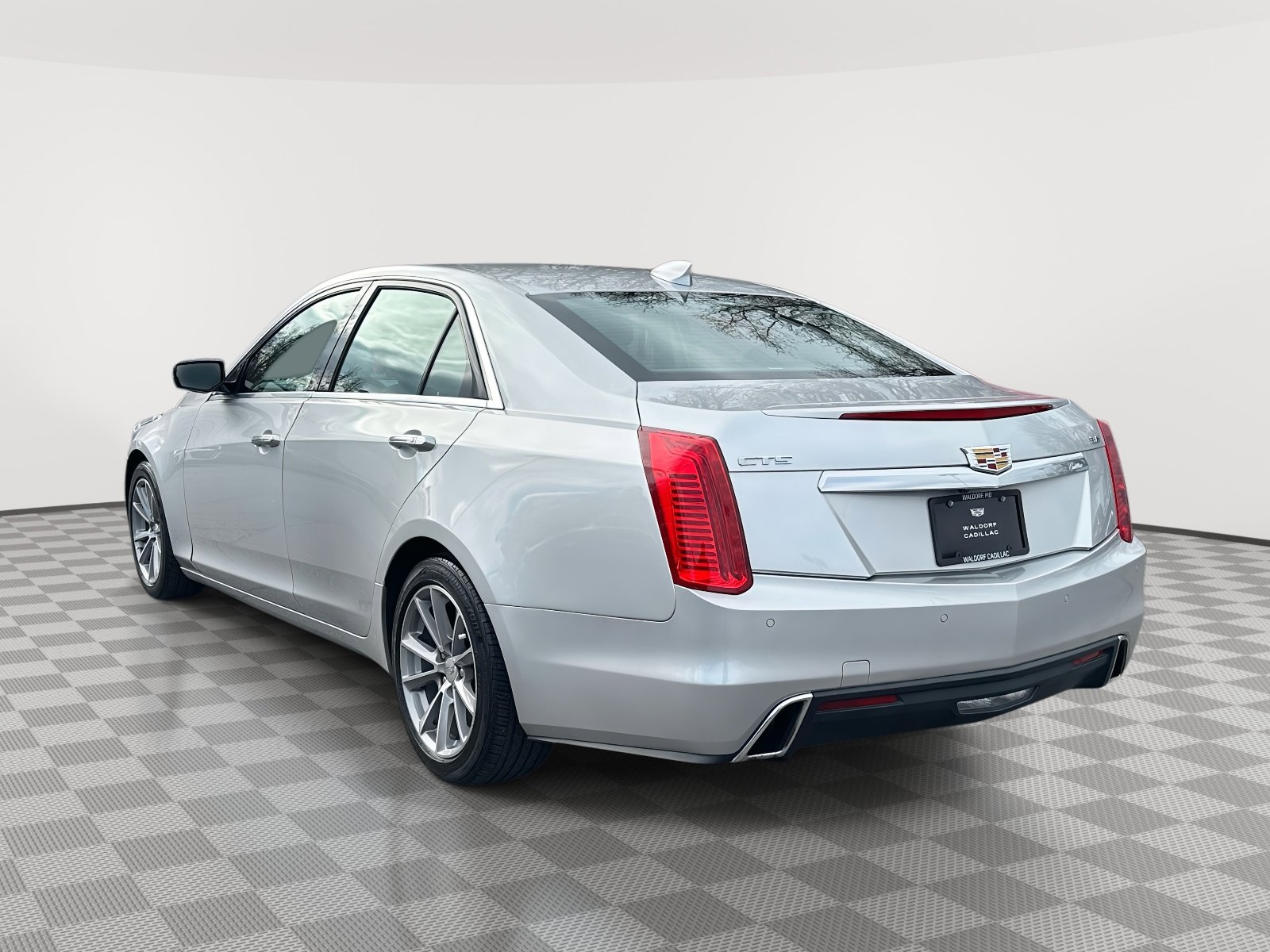Used 2019 Cadillac CTS Luxury image 4
