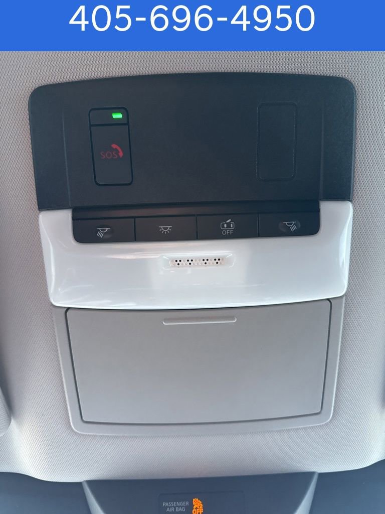 Used 2022 Nissan Pathfinder SV image 30