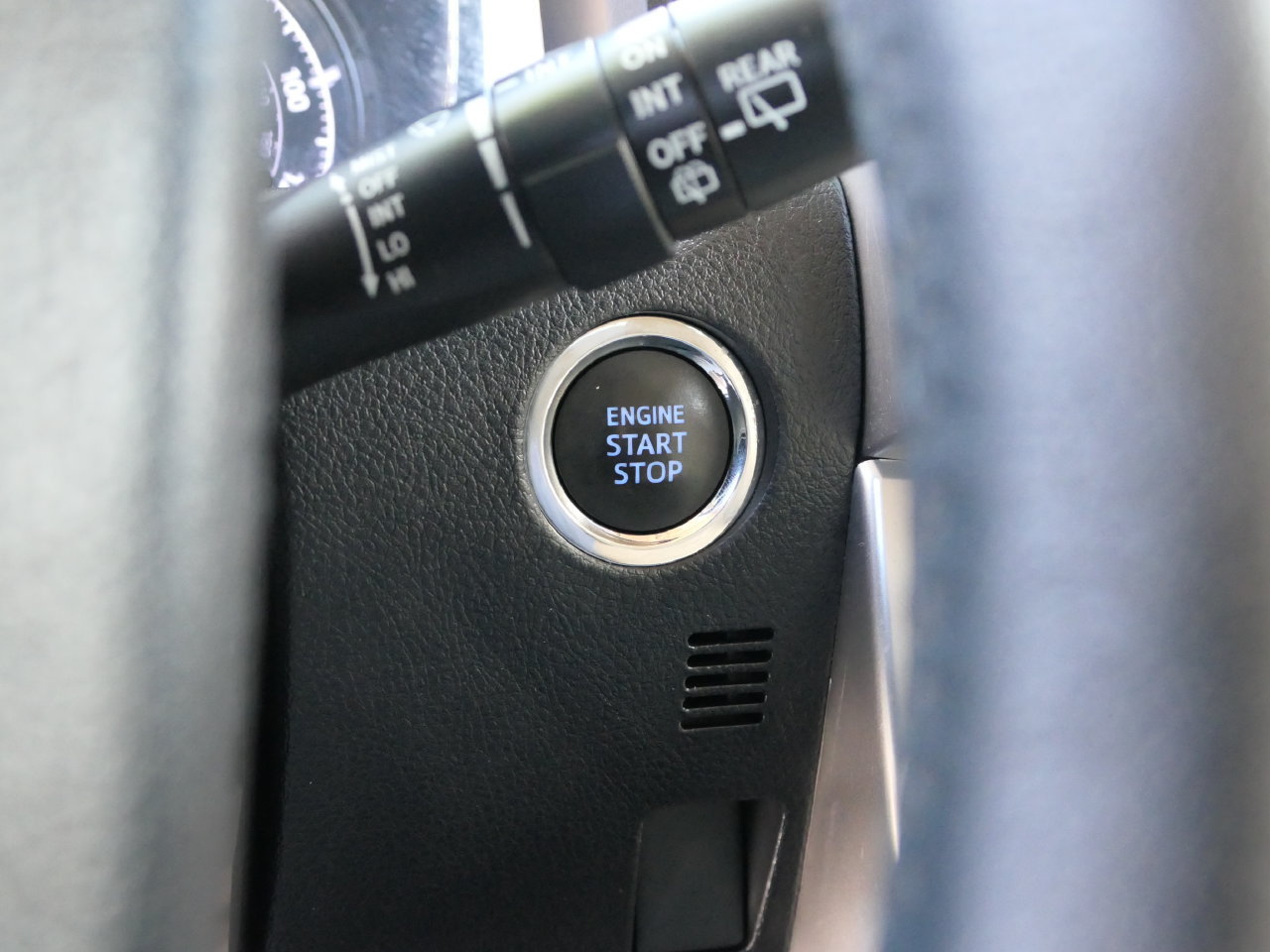 Used 2022 Toyota 4Runner SR5 Premium AWD/4WD image 15