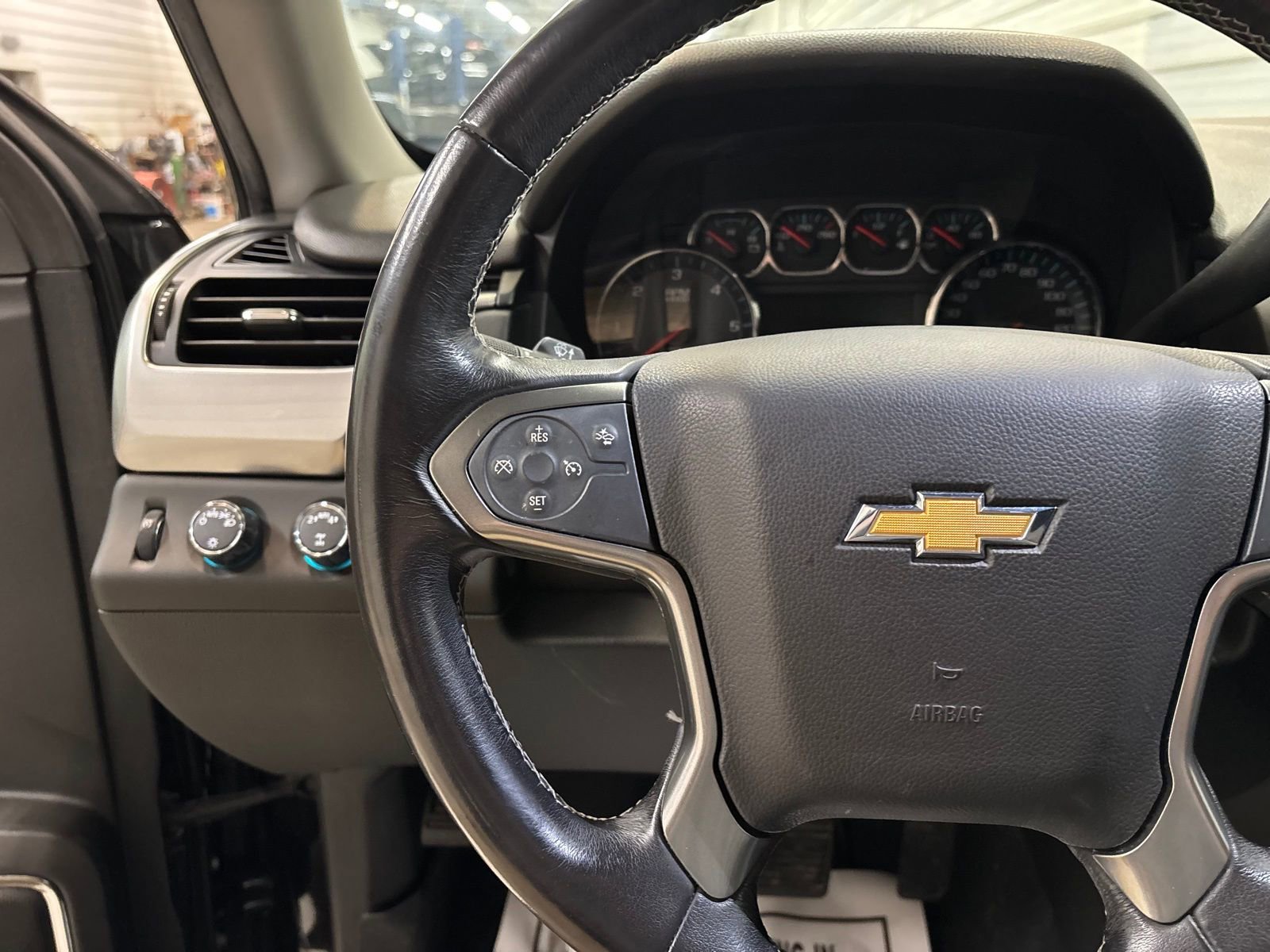 Used 2020 Chevrolet Tahoe LT image 16
