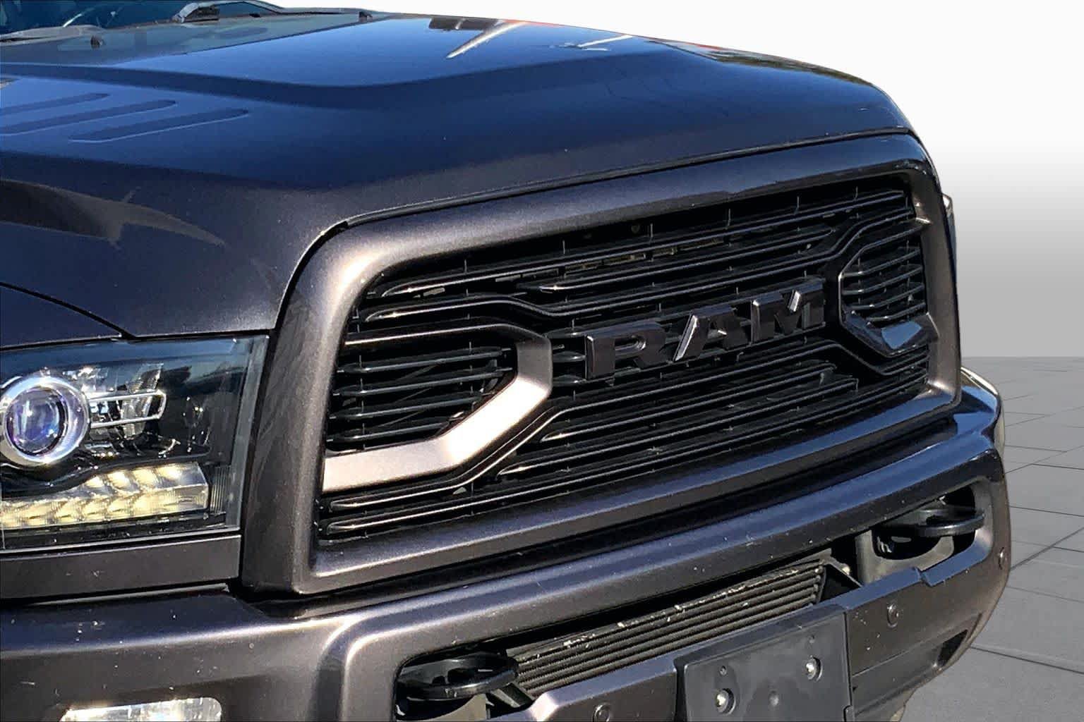 Used 2018 RAM 2500 Laramie w/ Sport Appearance Group AWD/4WD image 27