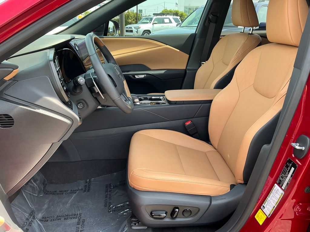 Certified 2024 Lexus RX 350 Premium w/ Accessory Package (A2) FWD image 13