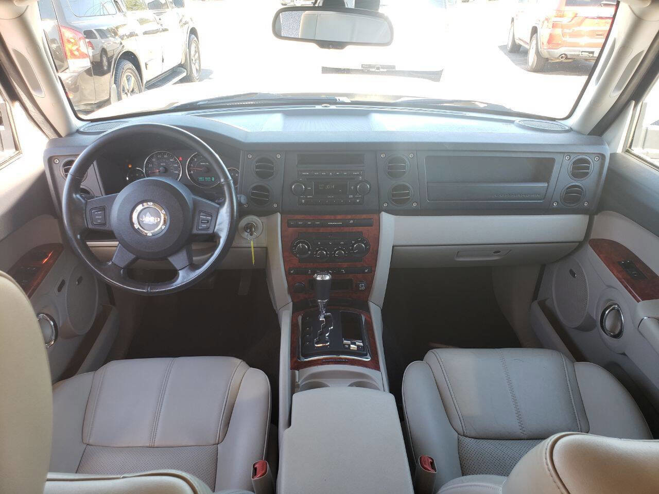 Used 2007 Jeep Commander Limited image 9