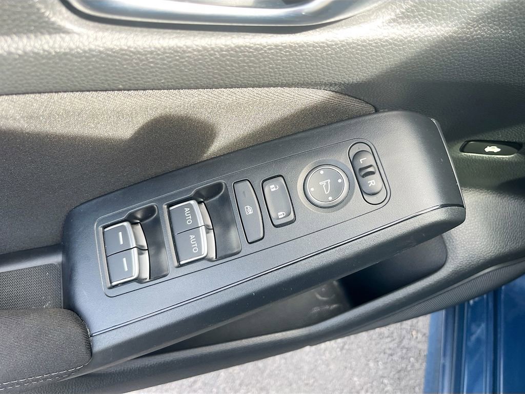 Used 2025 Honda Civic Sport image 17