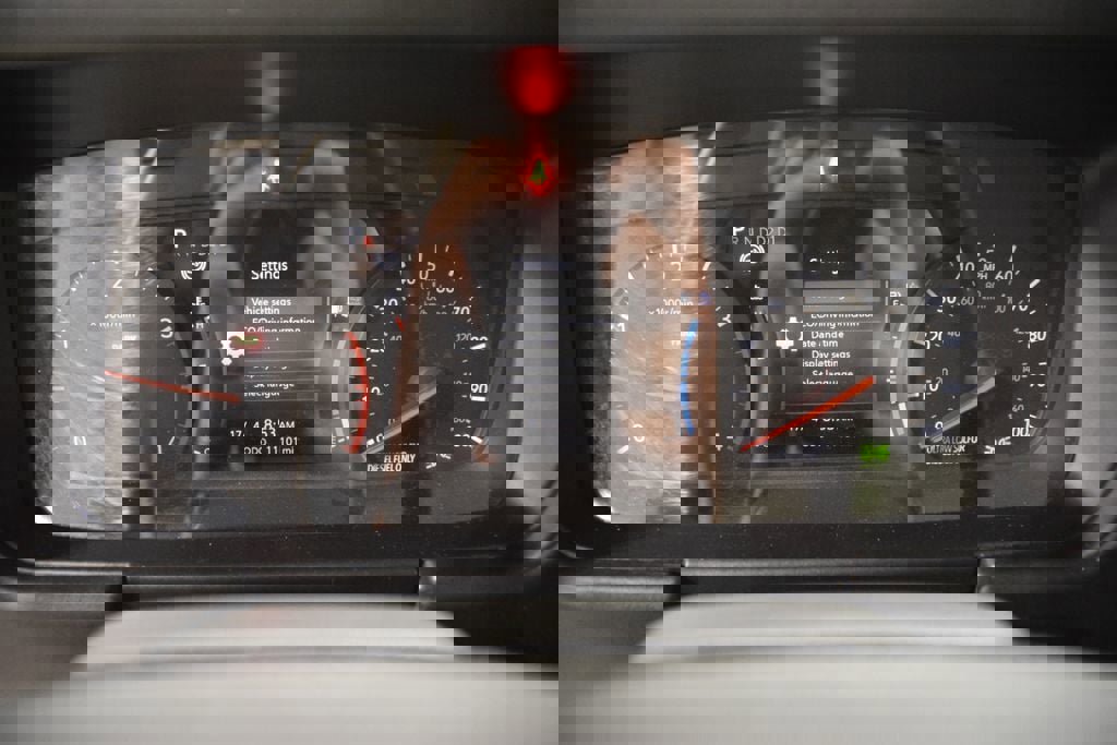 Used 2025 Chevrolet Low Cab Forward 5500XD RWD image 34