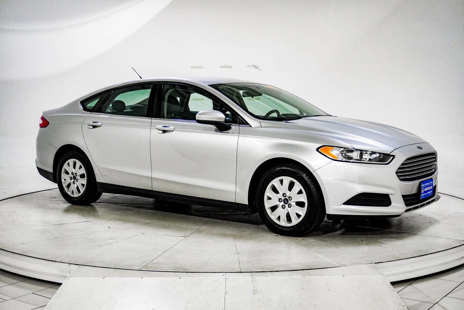 Used 2014 Ford Fusion S FWD image 11