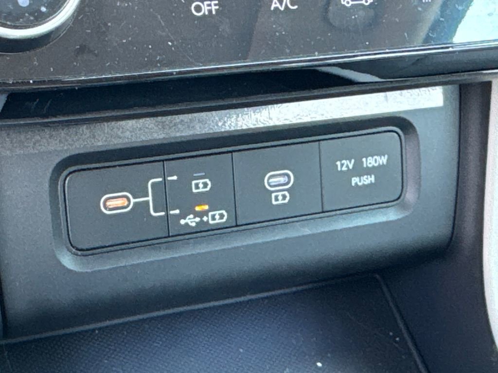 Used 2025 Hyundai Tucson SEL AWD/4WD image 32