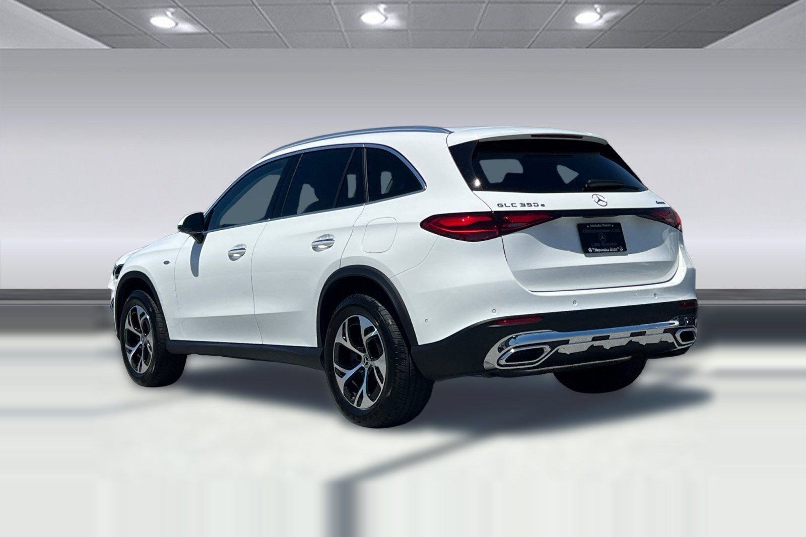 Certified 2025 Mercedes-Benz GLC 350e 4MATIC image 3