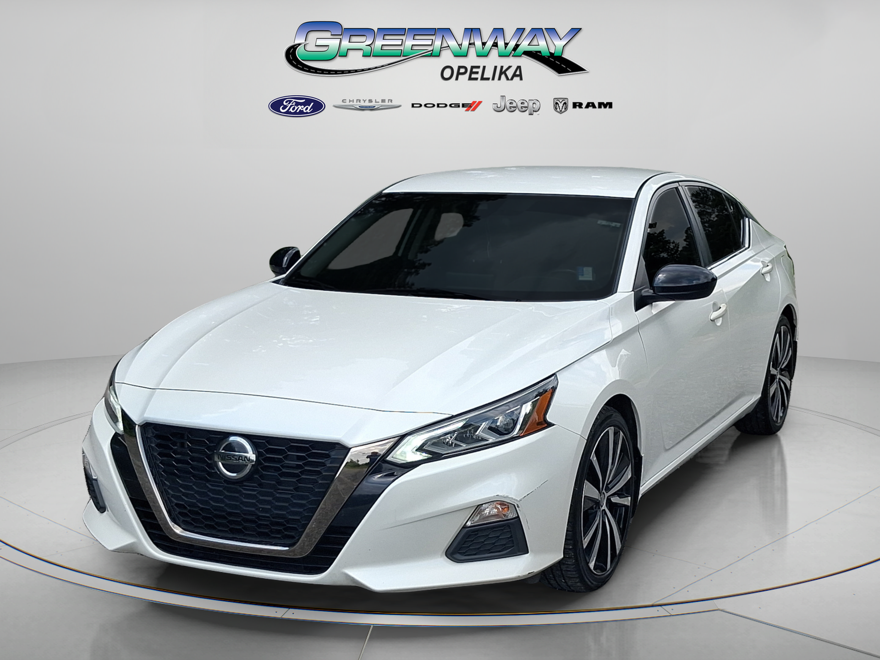 Used 2022 Nissan Altima 2.5 SR FWD image 3