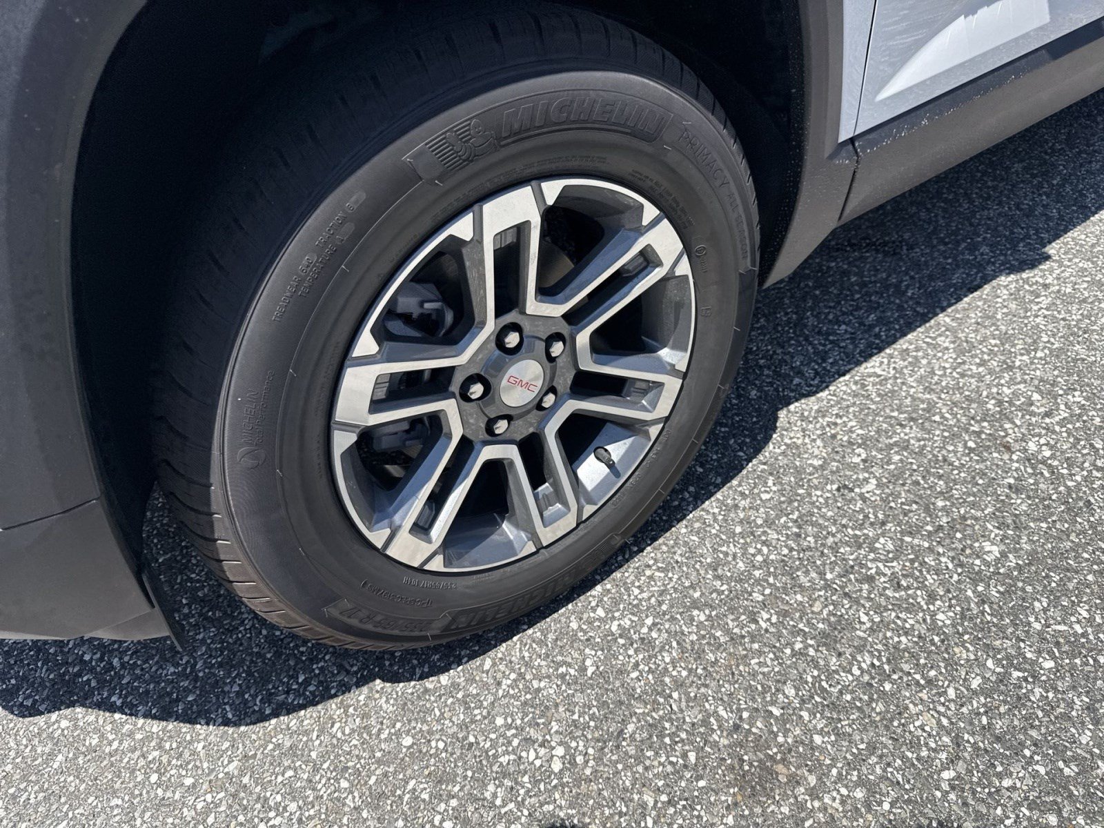 New 2027 GMC Terrain Elevation FWD image 8