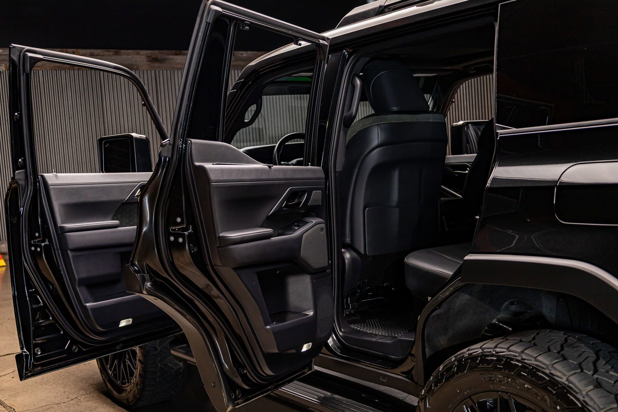 Used 2024 Lexus GX 550 image 24