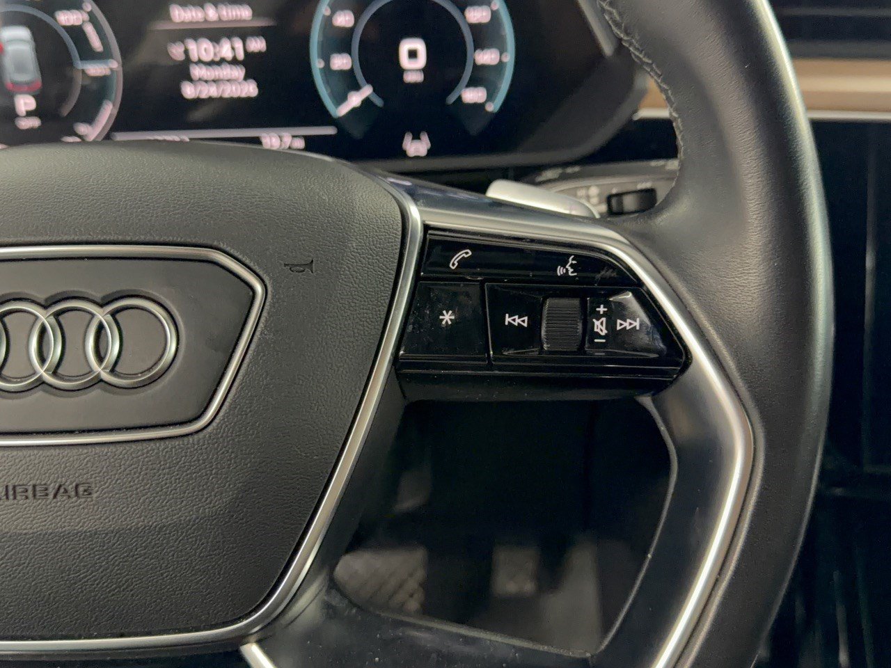 Certified 2024 Audi Q8 e-tron Premium Plus AWD/4WD image 19