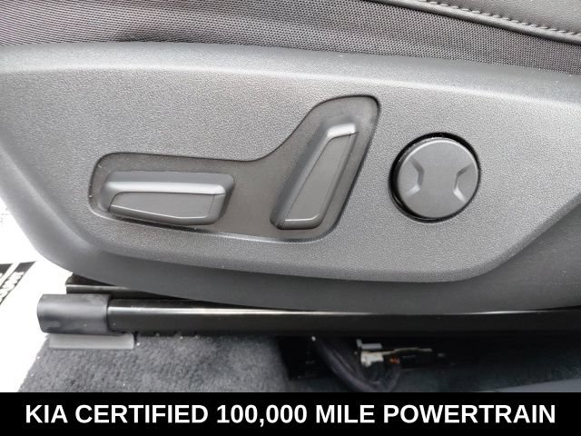 Certified 2024 Kia Niro SX Touring FWD image 21