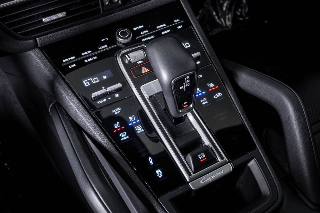 Certified 2023 Porsche Cayenne S AWD/4WD image 24