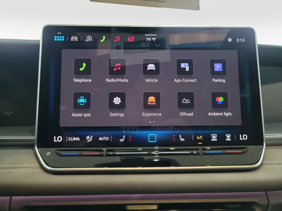 New 2026 Volkswagen Tiguan SE R-Line AWD/4WD image 17