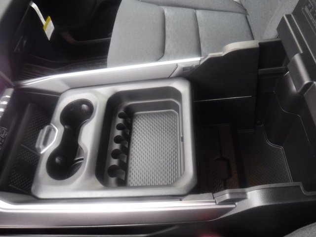 New 2026 RAM 1500 4x4 Crew Cab image 19