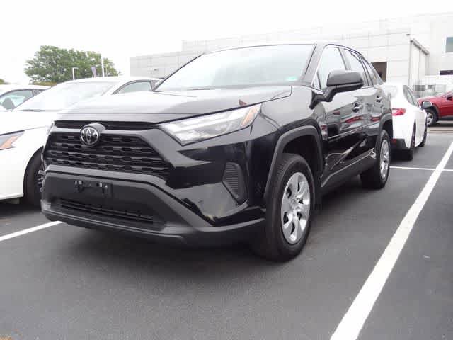Certified 2025 Toyota RAV4 LE AWD/4WD image 1