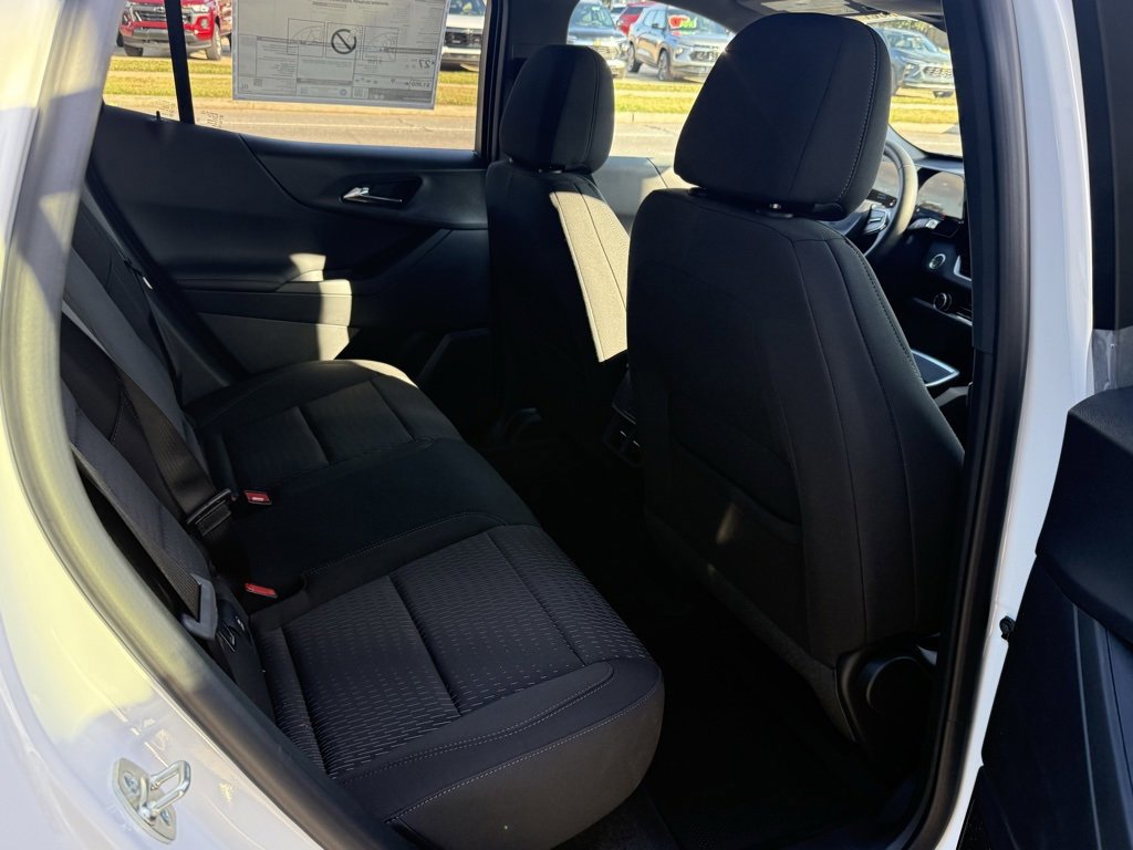 New 2026 Chevrolet Equinox LT w/ Safety and Technology Package image 35