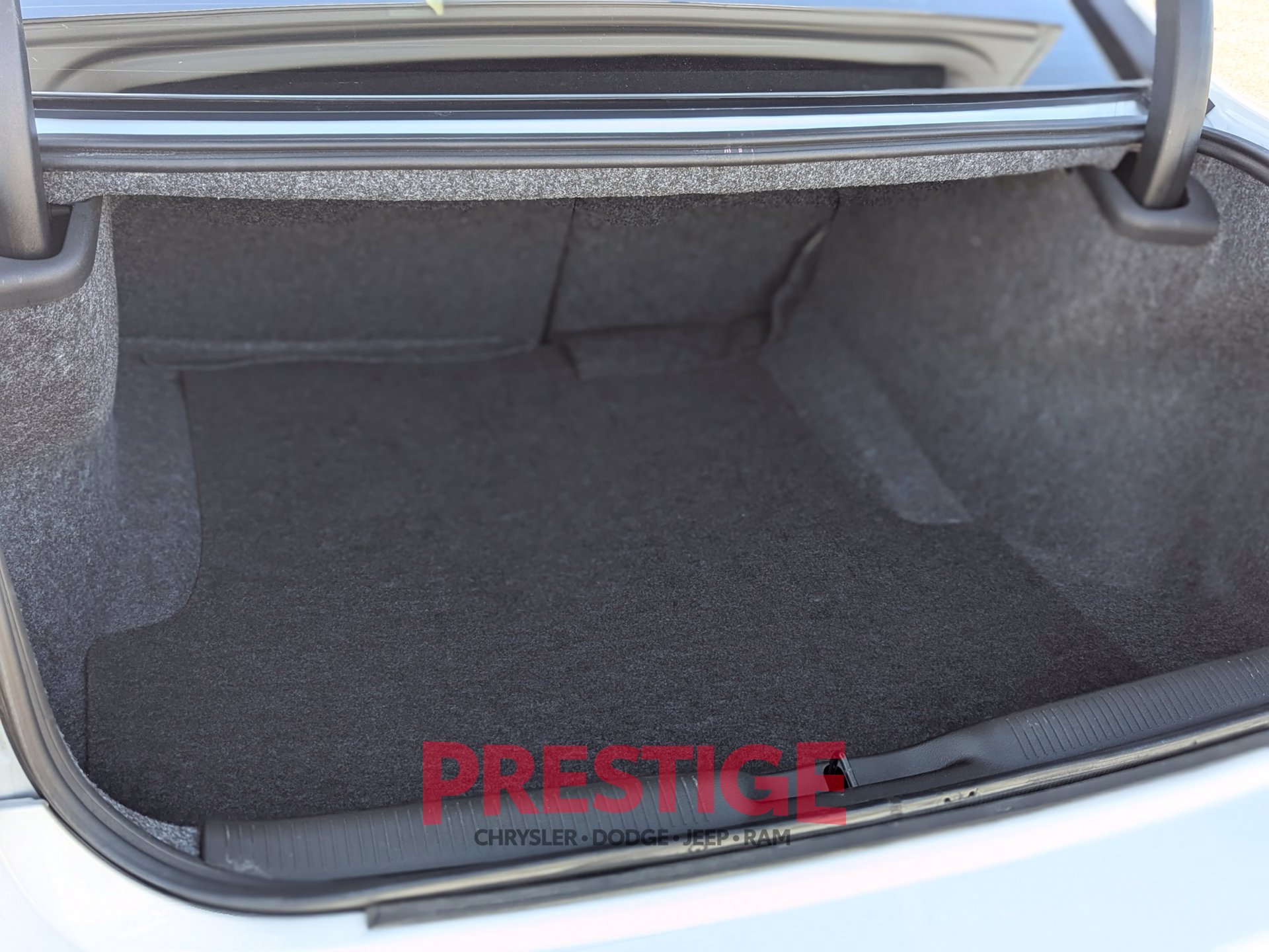 Used 2023 Dodge Charger Scat Pack RWD image 9