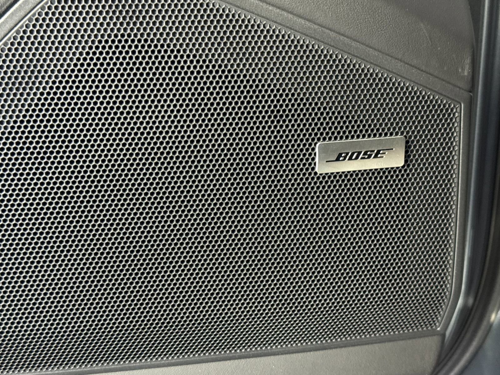 New 2026 Porsche Cayenne S image 21