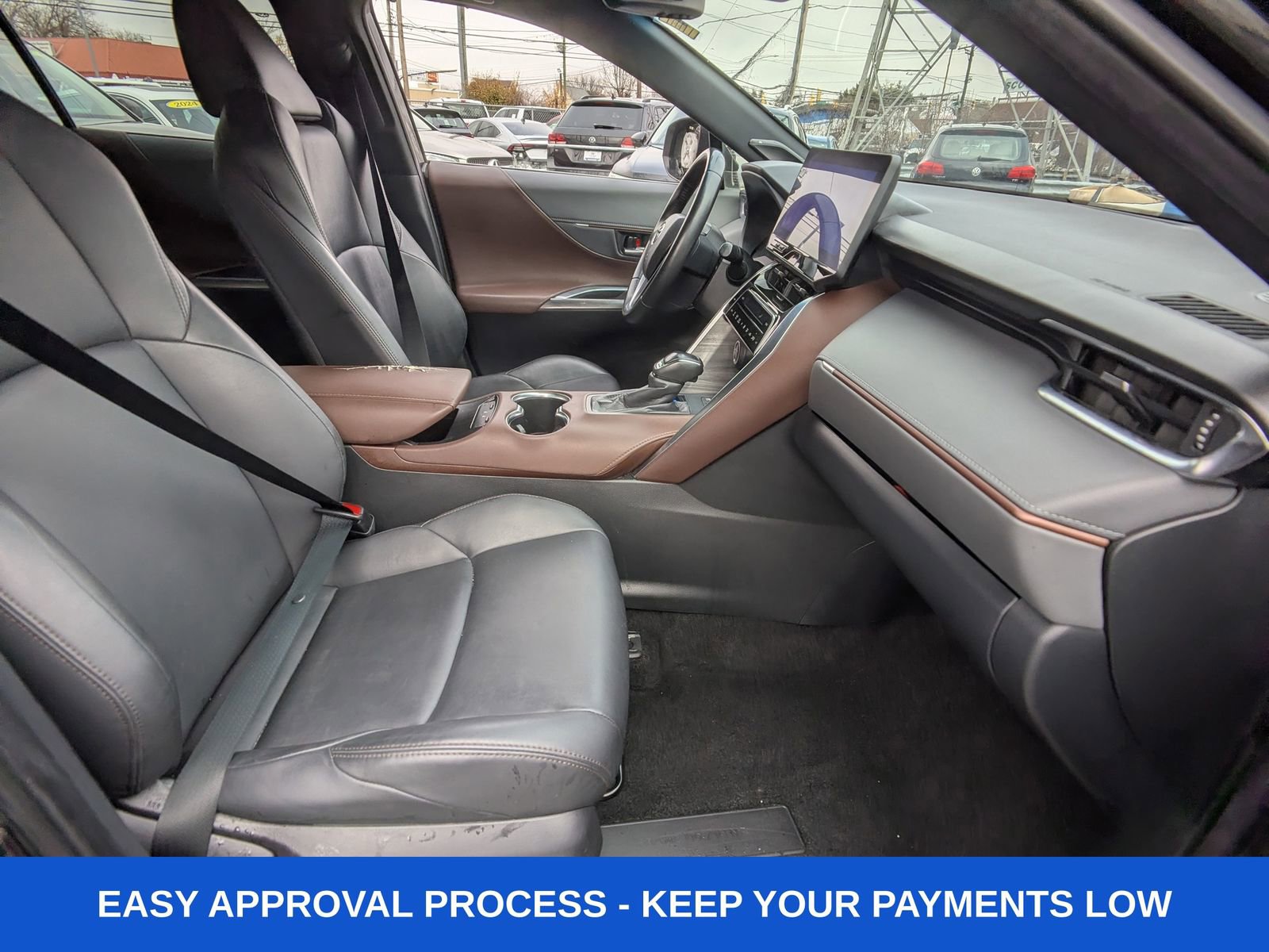 Used 2023 Toyota Venza XLE AWD/4WD image 11