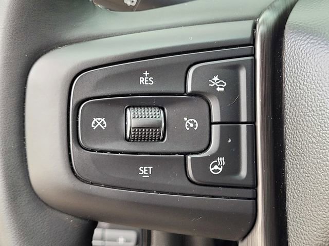 Used 2024 GMC Yukon AT4 w/ Technology Package image 24