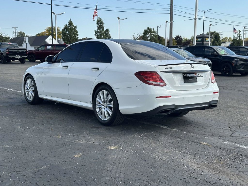 Used 2018 Mercedes-Benz E 300 image 5