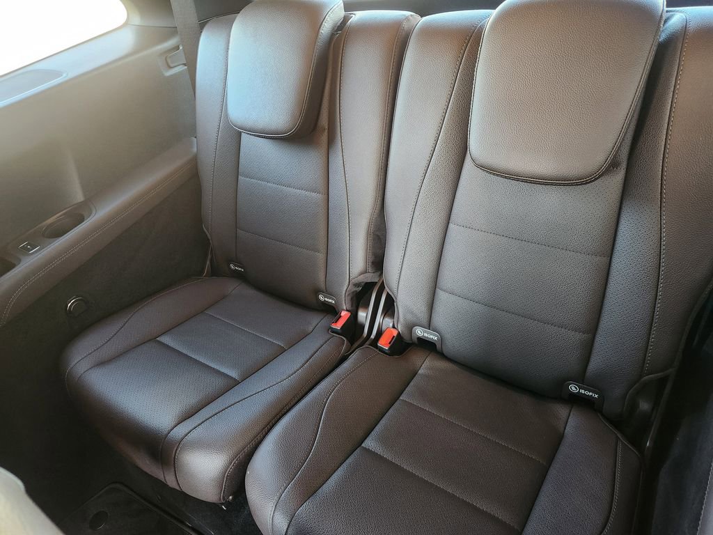 Used 2021 Mercedes-Benz GLS 450 4MATIC image 32