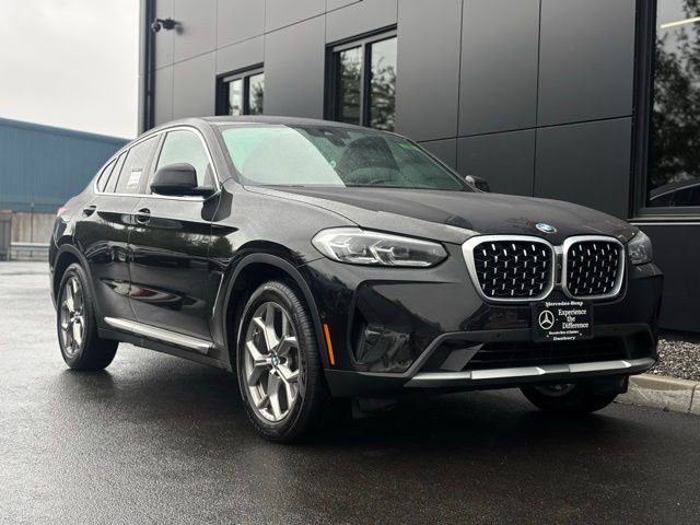 Used 2024 BMW X4 xDrive30i w/ Premium Package AWD/4WD image 10