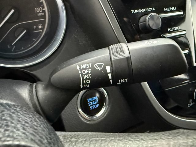 Used 2019 Toyota Camry LE w/ Convenience Package FWD image 12