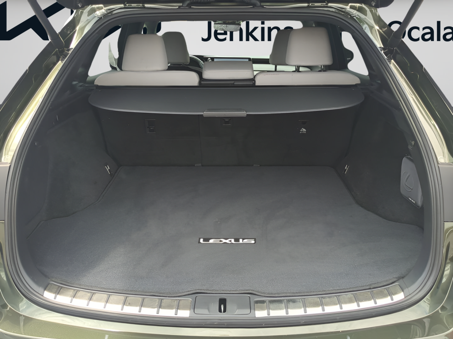 Used 2023 Lexus RX 350 Premium Plus w/ Cold Area Package FWD image 10