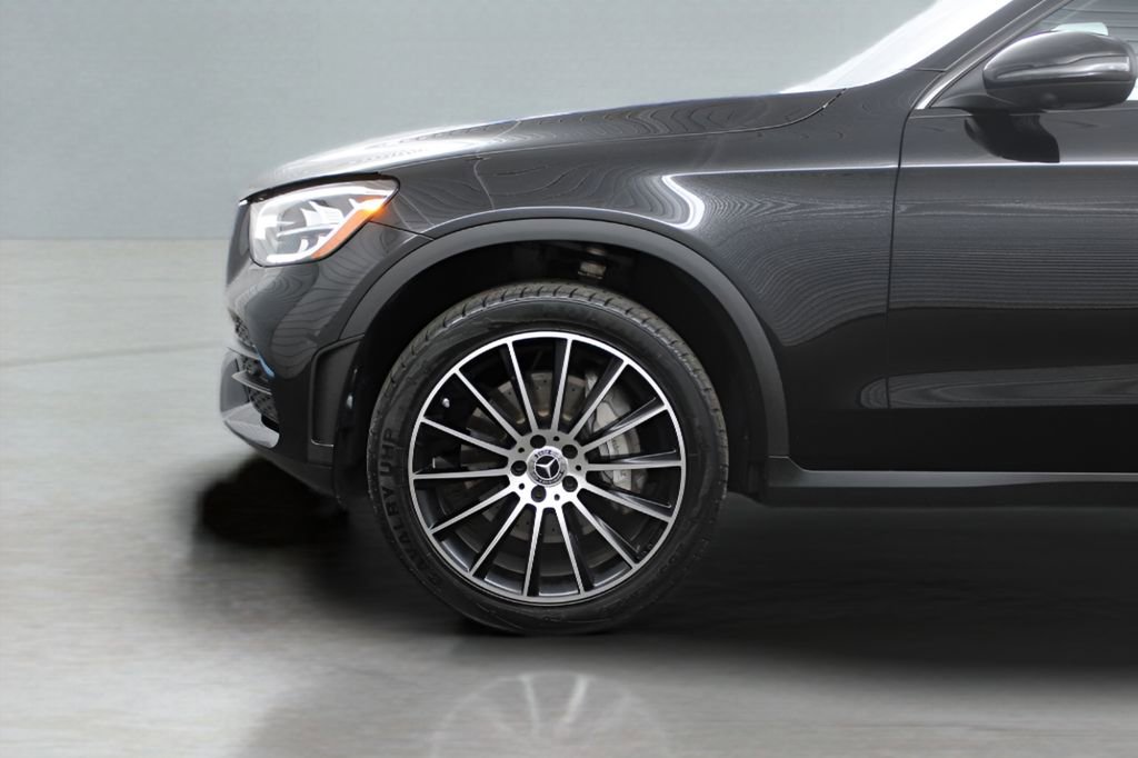 Used 2022 Mercedes-Benz GLC 300 image 10