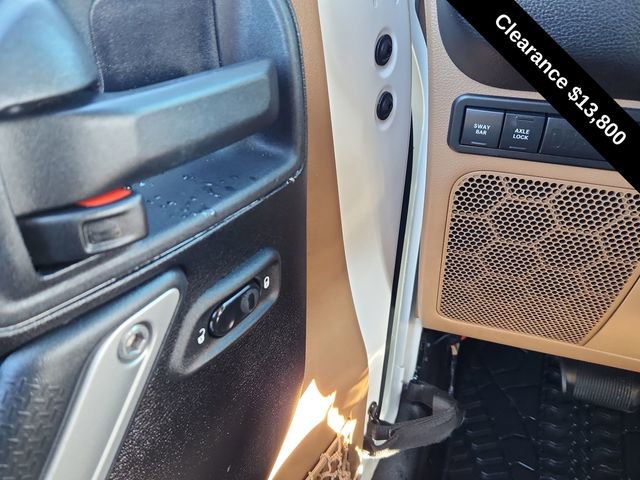 Used 2012 Jeep Wrangler Unlimited Rubicon w/ Dual Top Group image 31