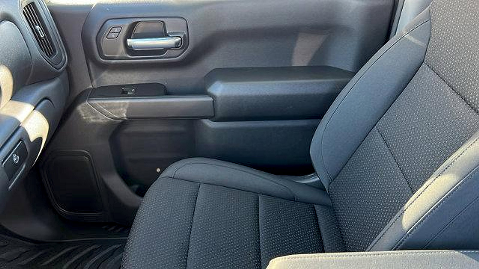 New 2026 Chevrolet Silverado 1500 W/T image 16