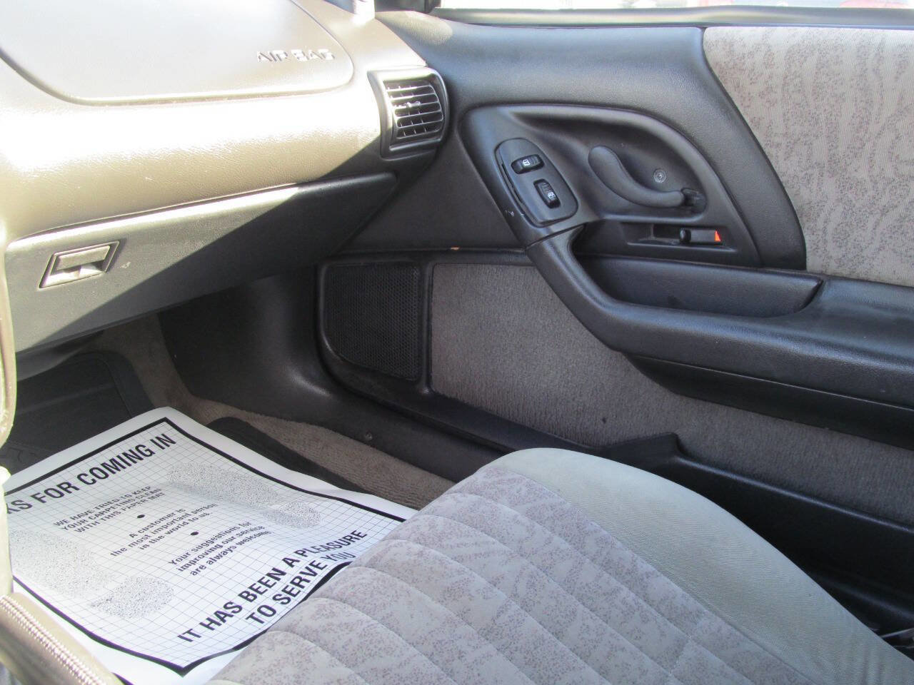 Used 2001 Chevrolet Camaro LT image 10