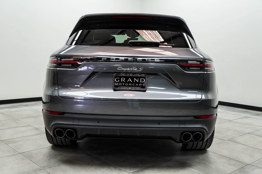 Used 2021 Porsche Cayenne S image 9