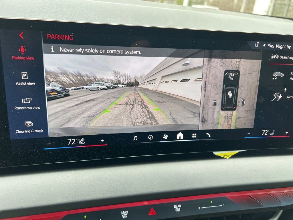 Used 2025 BMW X3 xDrive30i w/ Premium Package image 12