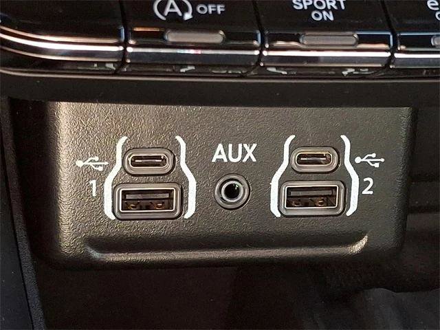 Certified 2022 Dodge Durango GT image 34