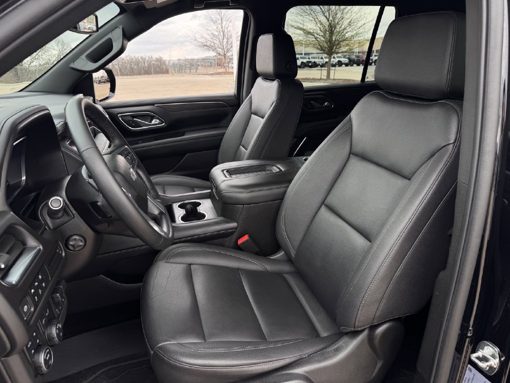 Used 2023 Chevrolet Tahoe Z71 w/ Z71 Off-Road Package AWD/4WD image 24