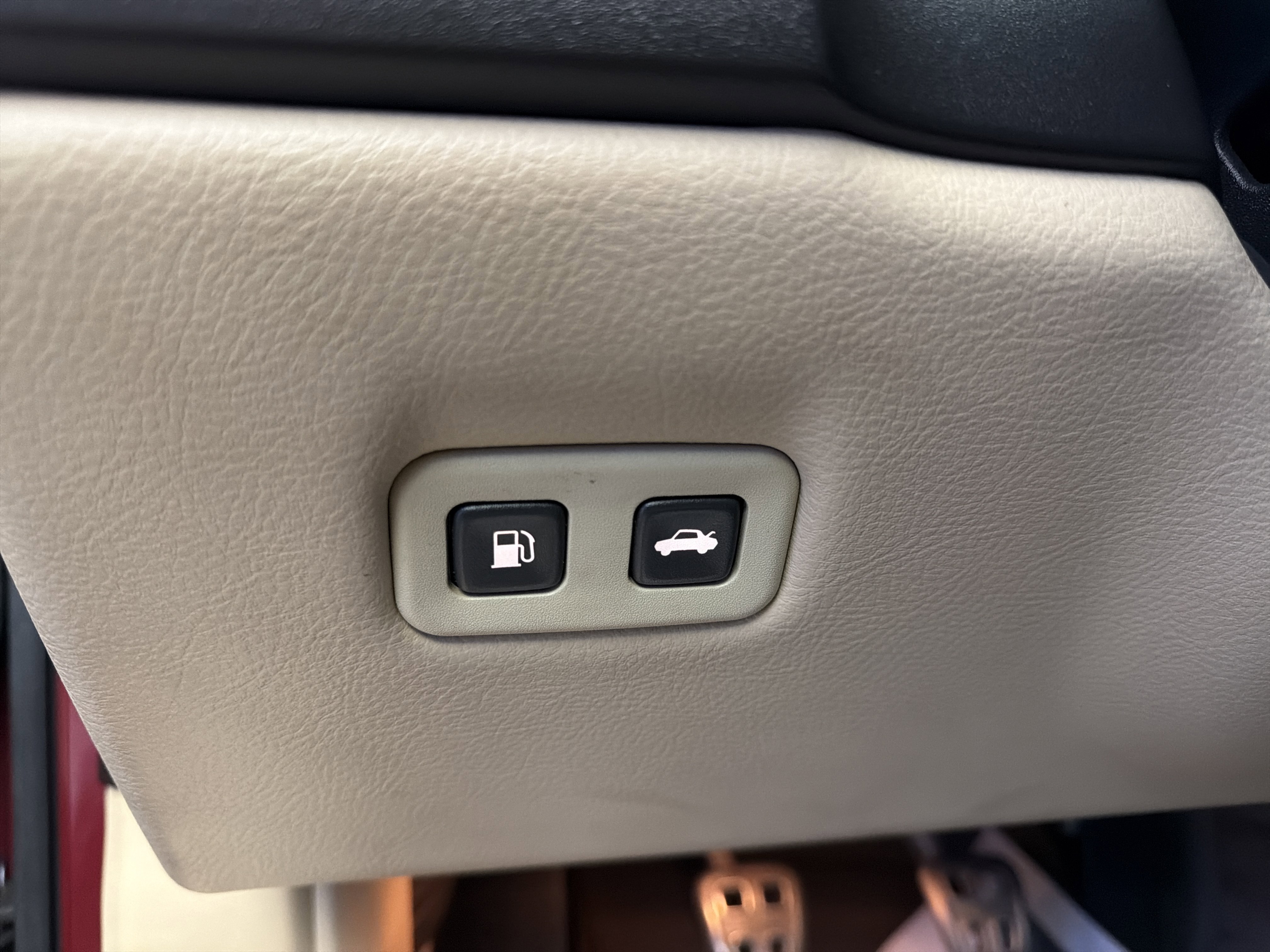 Used 2007 Chevrolet Corvette Convertible w/ Preferred Equipment Group image 18