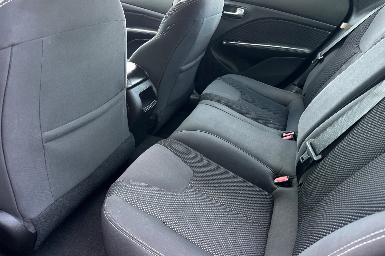 Used 2016 Dodge Dart SXT FWD image 12