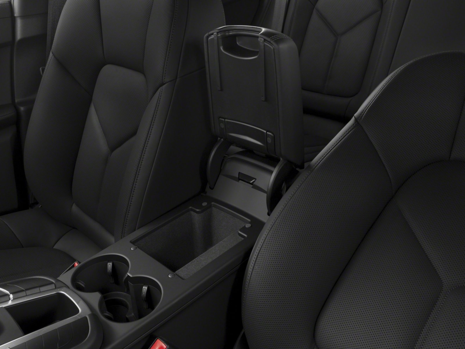 Used 2018 Porsche Macan S image 12