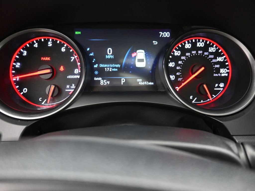 Used 2024 Toyota Camry XSE FWD image 3