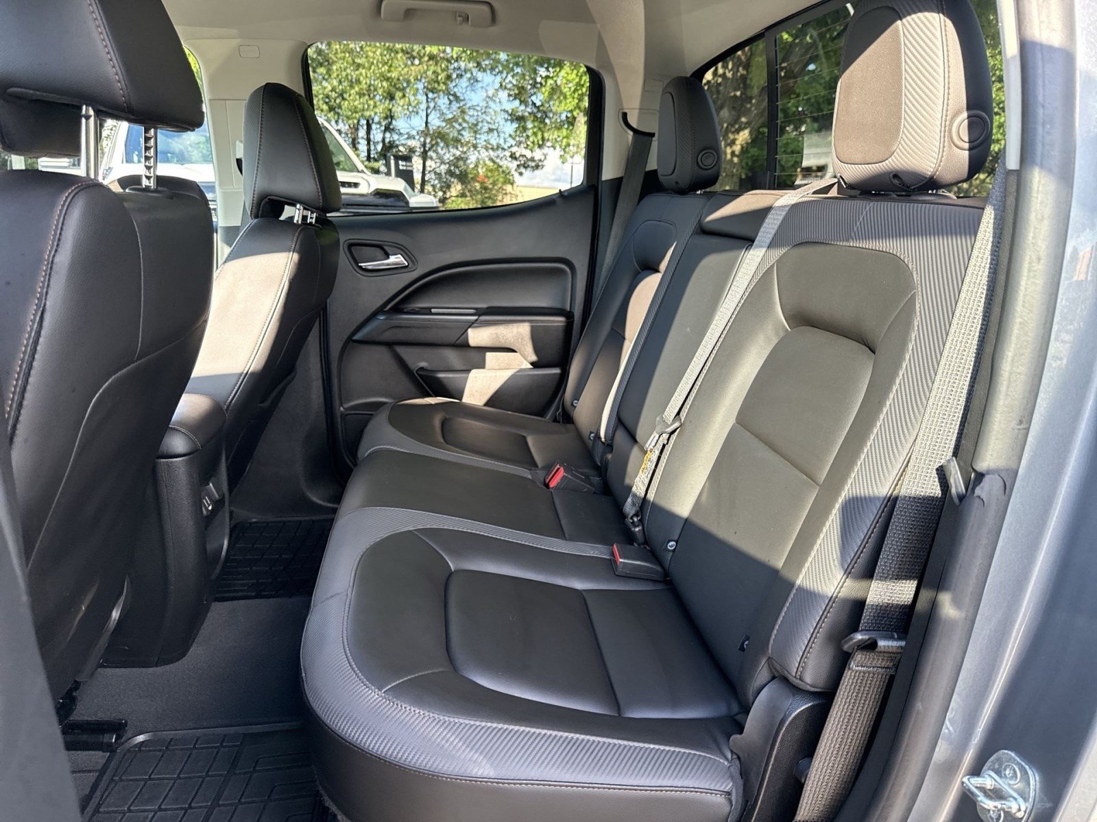 Used 2022 GMC Canyon AT4 w/ Trailering Package AWD/4WD image 21