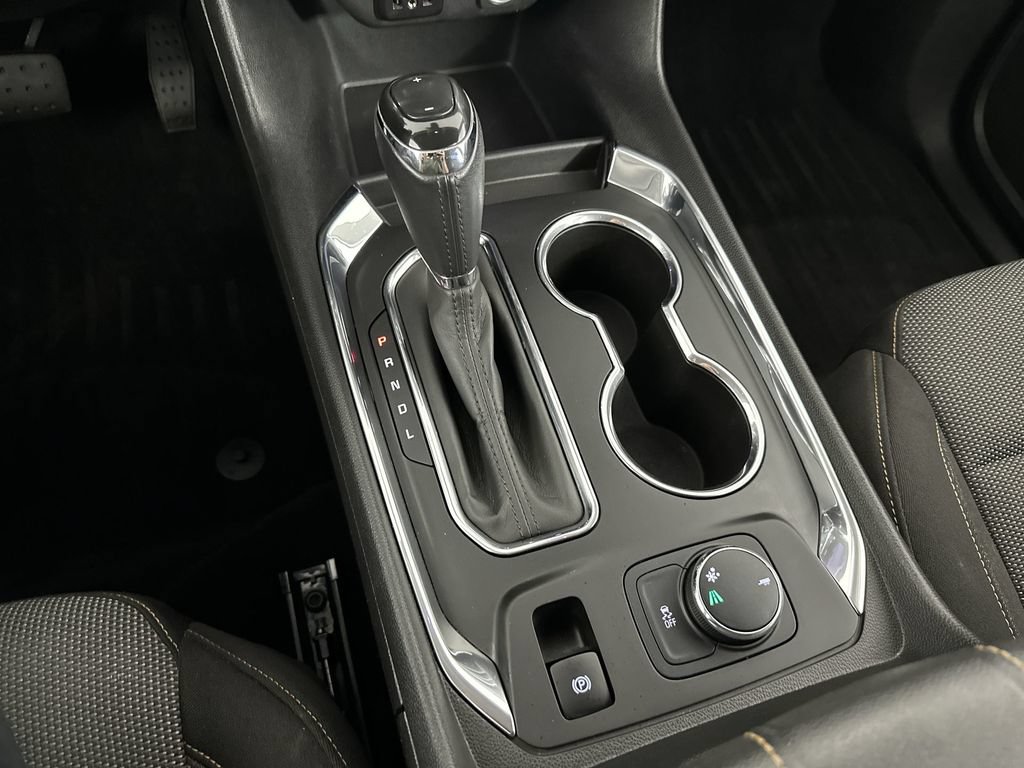 Certified 2020 Chevrolet Traverse LT FWD image 19