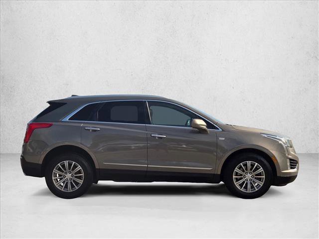 Used 2018 Cadillac XT5 Luxury w/ Driver Awareness Package image 4